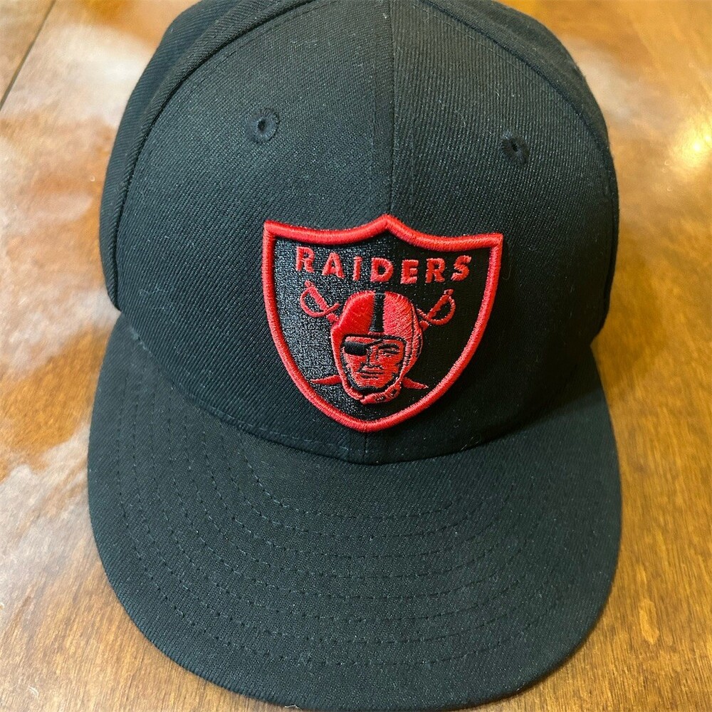 New Era Las Vegas Raiders NFL Snapback Hat Black Red Outline Shield Logo